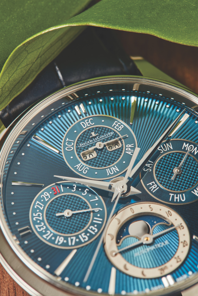 Enameling, a rare handcraft reinstated at the Jaeger-LeCoultre Manufacture in 1996, provides the guilloché blue enamel dial with its vibrant, lustrous color. 